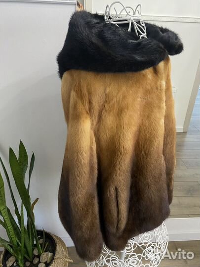 Шуба норковая с капюшоном