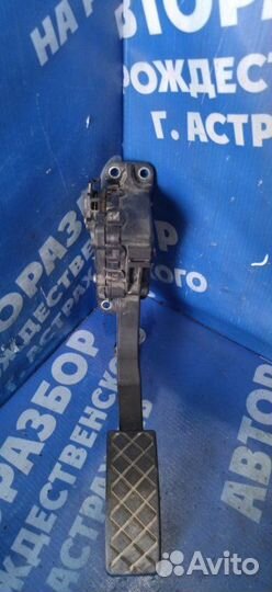 Педаль газа Volkswagen Polo 5 седан cfna 2014