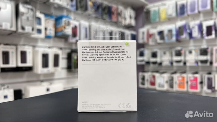 Кабель Apple Lightning to 3.5 jack 1.2m Black