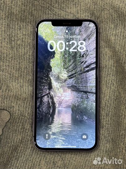 iPhone 12, 64 ГБ