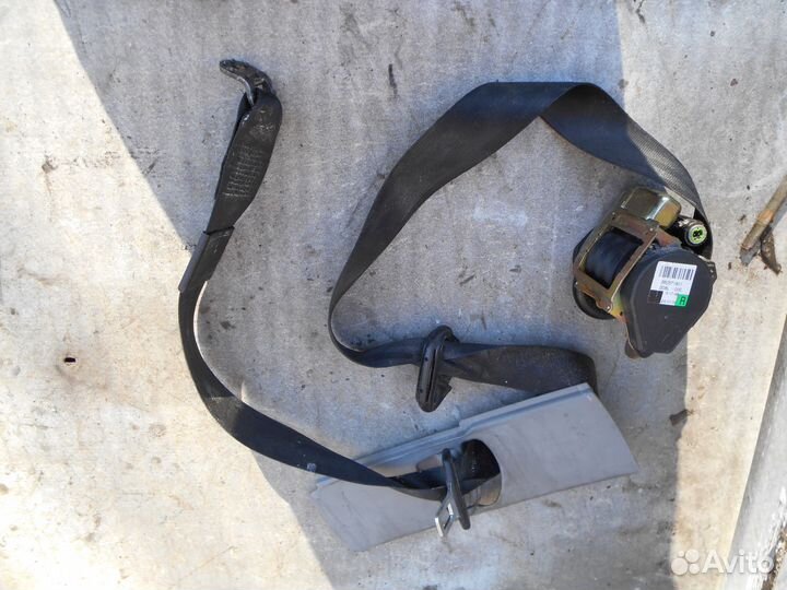 Ремень безопасности 560571801 Audi A6 C5 Ауди А6