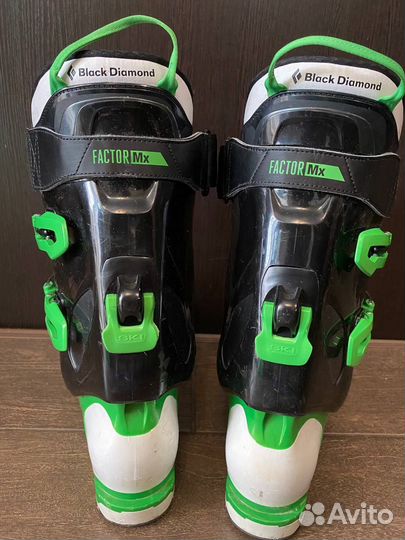 Горнолыжные ботинки