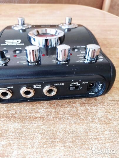 Гитарный процессор zoom G2