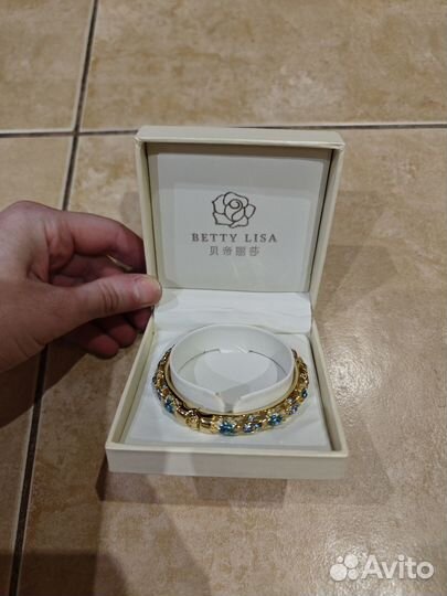 Браслет betty lisa новый в подарочной упаковке