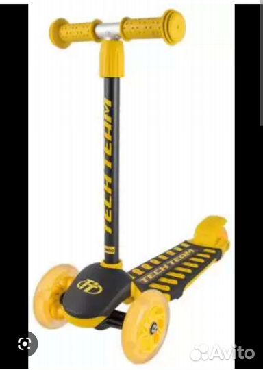 Самокат трехколесный Teach Team колёса светятся