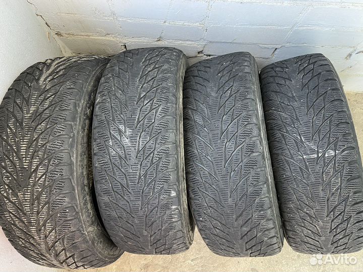 Nokian Tyres Hakkapeliitta R2 205/60 R16 92T