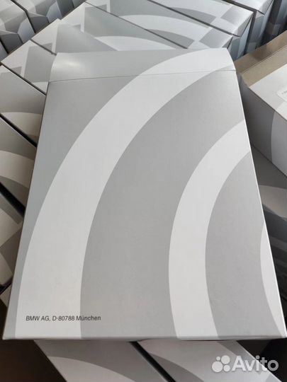 Воздушный фильтр BMW G05 G06 G30 13718577170