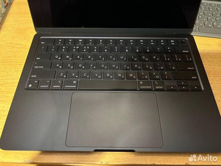 Apple MacBook air 13 2022 m2 8 256