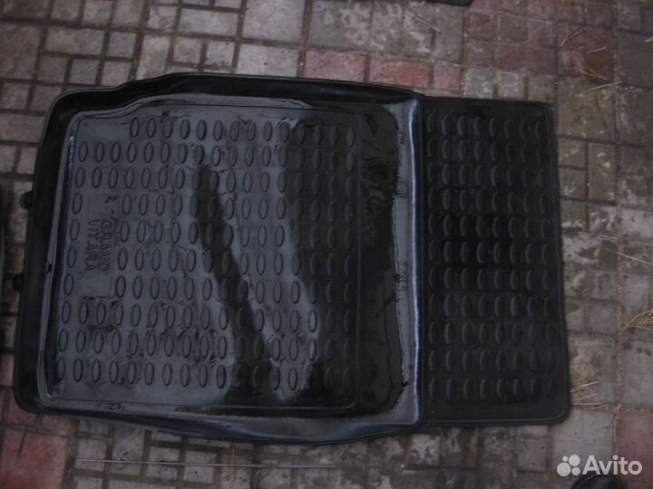 Коврики салонные для Сузуки Гранд Витара