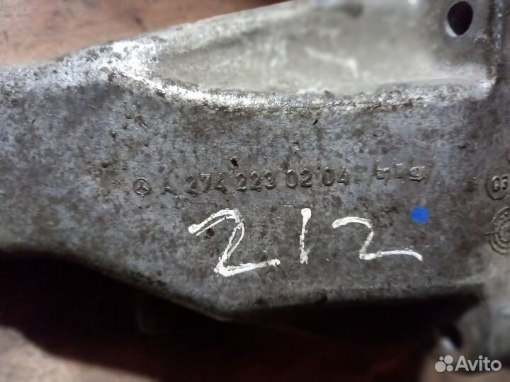 Кронштейн двигателя Mercedes