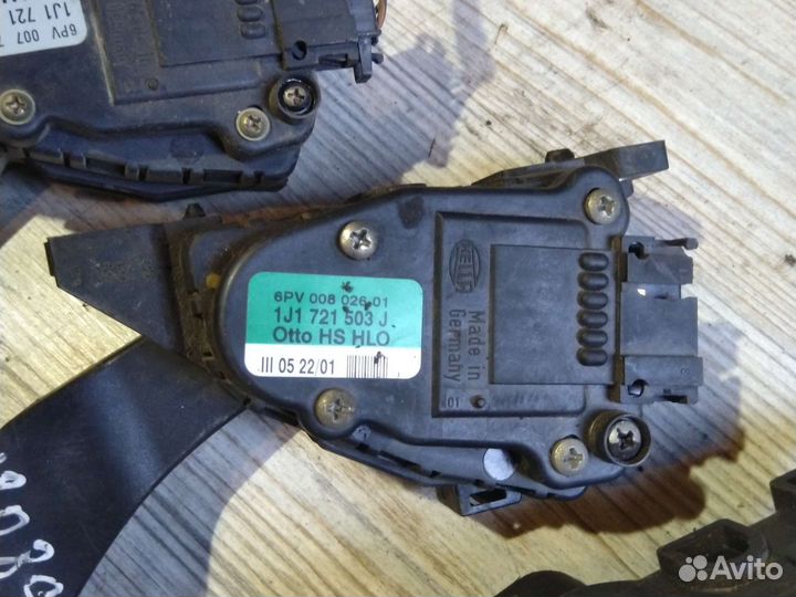 Педаль газа Skoda Octavia / Golf 4