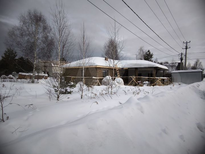 Дом 180 м² на участке 14 сот.