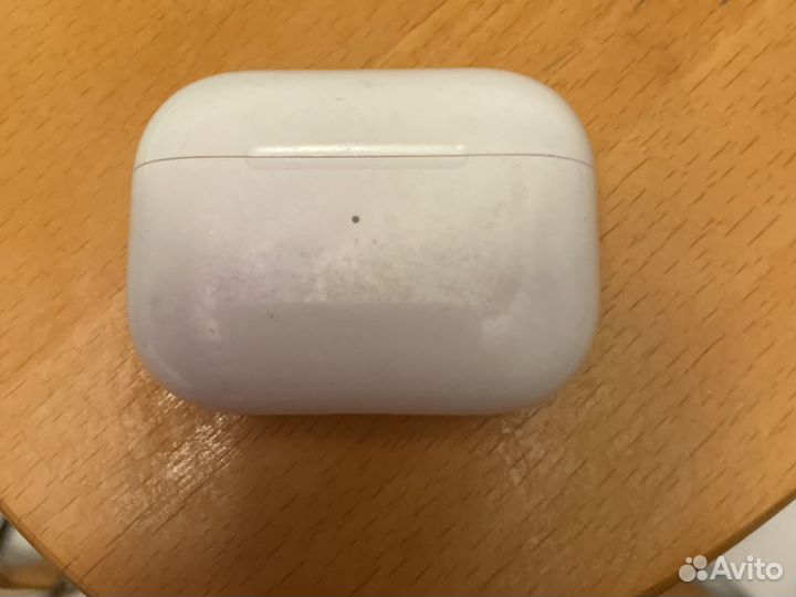Airpods pro оригинал кейс+левый наушник