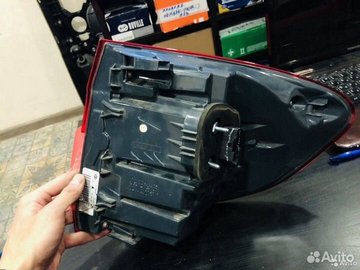 Фонарь задний левый