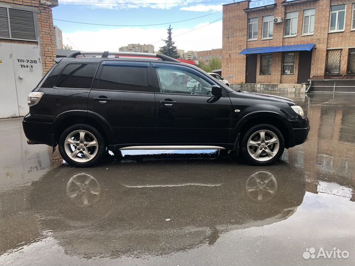 Mitsubishi Outlander 2.4 AT, 2007, 298 000 км