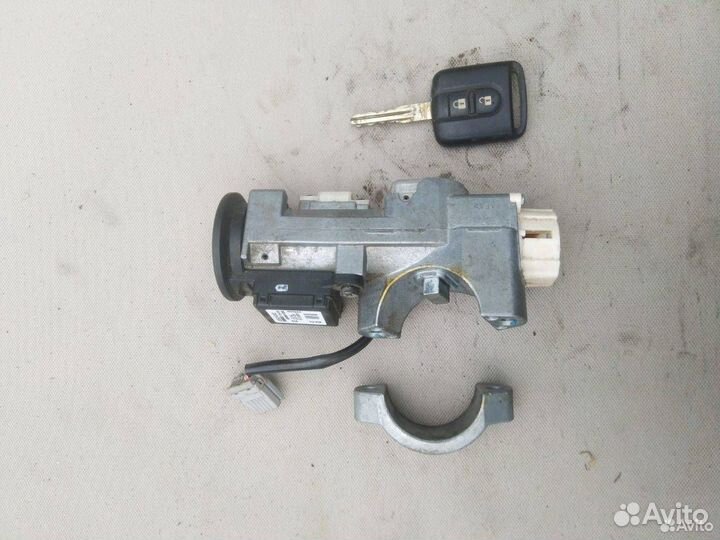 Замок зажигания Nissan Tiida C11 (2004 - 2008)