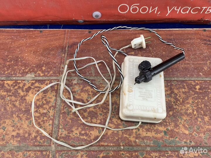 Прибор для выжигания по дереву СССР белый