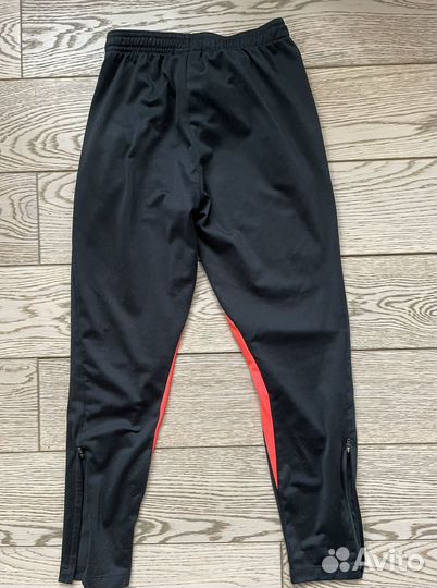 Спорт.штаны adidas р. M,L (137-147 и 147-158)