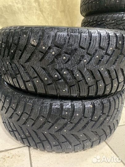Toyo Observe Ice-Freezer 205/55 R16