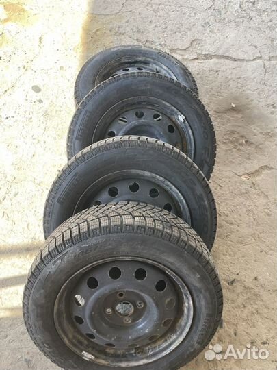 Pirelli Ice Zero 185/65 R15