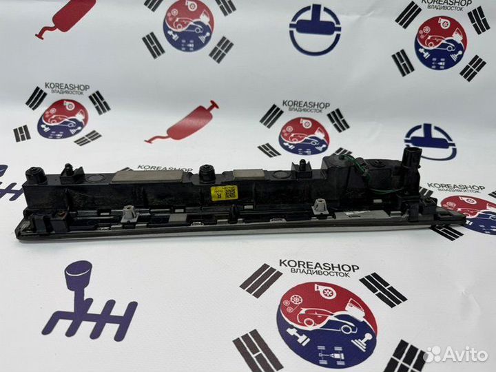 Повторитель в крыло передний правый Genesis G80 DH