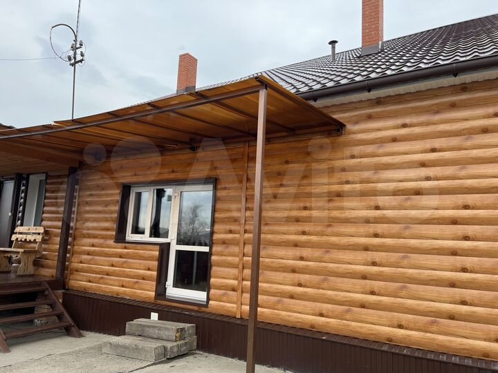 Дом 205 м² на участке 12 га