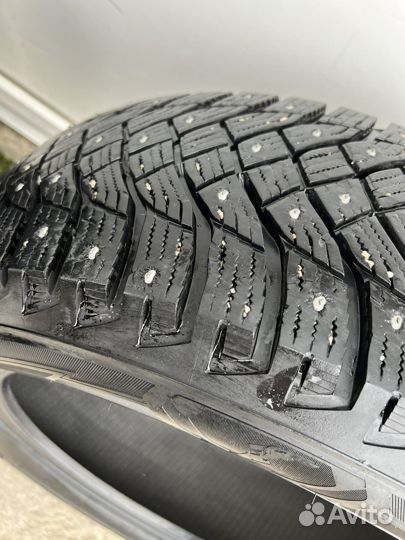 Goodyear UltraGrip Arctic 2 SUV 235/55 R19