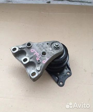 Подушка двигателя Volkswagen