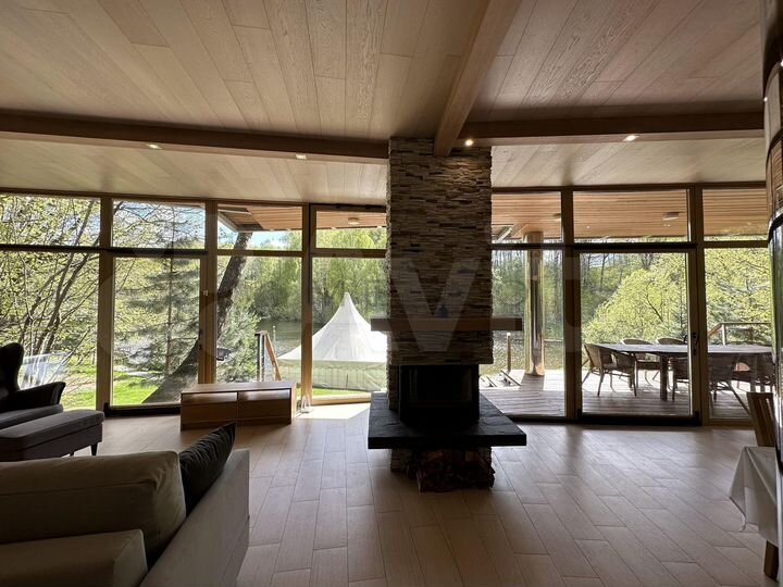 Дом 161 м² на участке 6 сот.