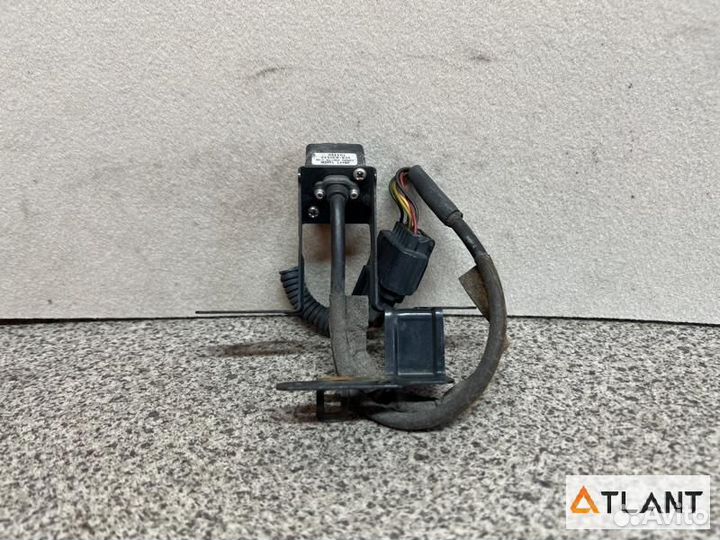 Камера переднего вида nissan serena