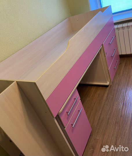 Продам детскую мебель