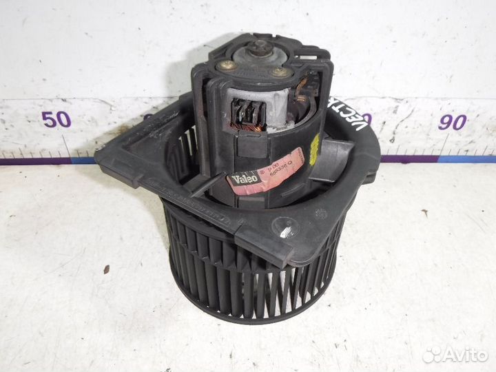 Моторчик отопителя Opel Vectra B