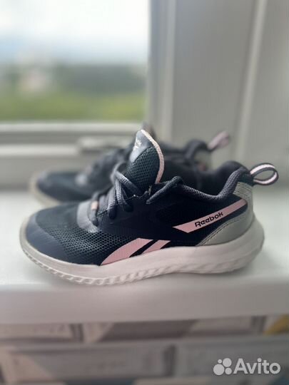 Летние Кроссовки для девочки reebok 27 размер