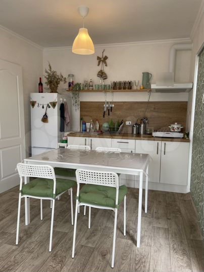 Дом 36 м² на участке 8 сот.