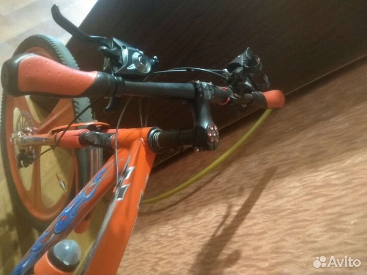 На 26 колёсах