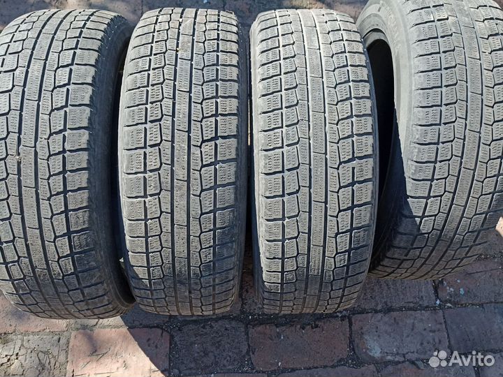 Yokohama Ice Guard IG20 205/60 R16