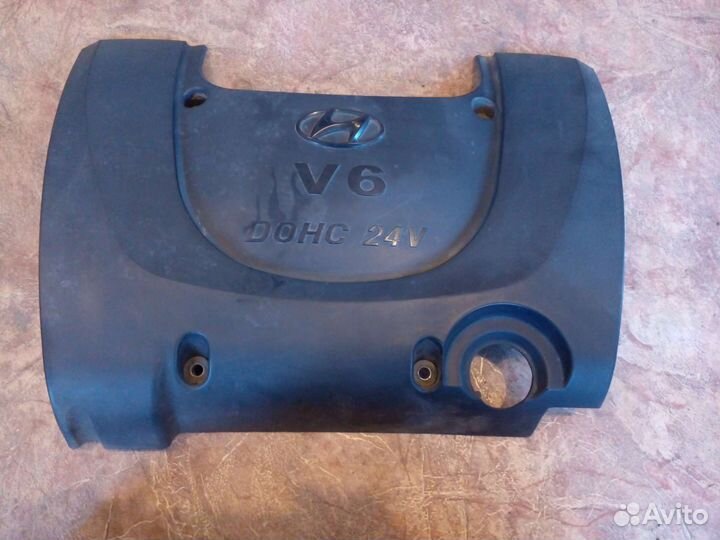 Декоротивная крышка Хендай Соната 5