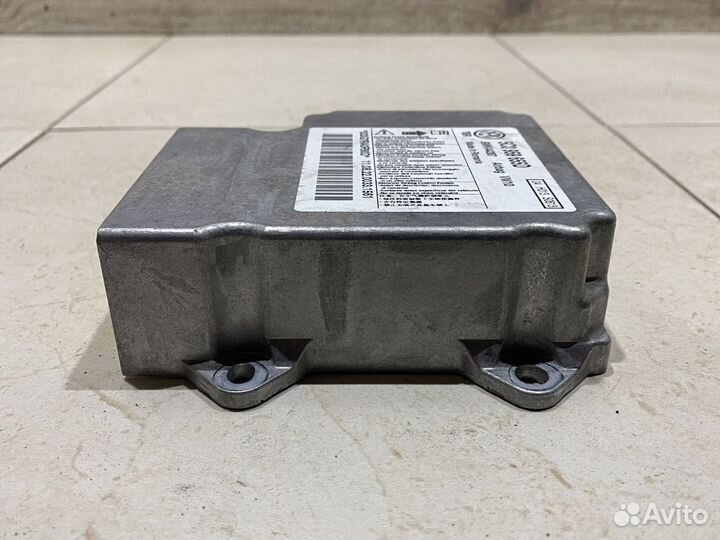 Блок управления AIR BAG VW Golf 6 / Skoda Yeti