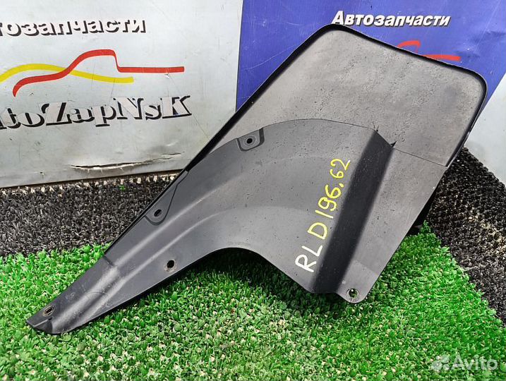 Брызговик задний левый Toyota Land Cruiser Prado