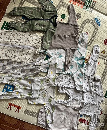 Детские вещи пакетом 50,56,62,68,74 носки шапочки