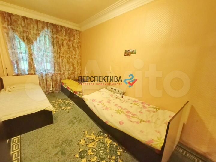 3-к. квартира, 77 м², 1/3 эт.