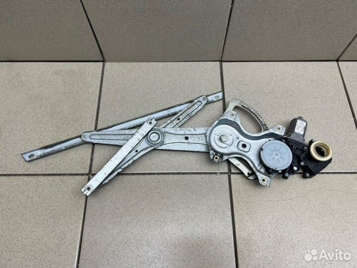 Стеклоподъемник электр. передний левый Toyota