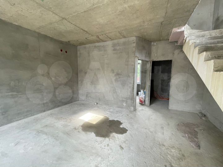 Дом 114 м² на участке 4 сот.