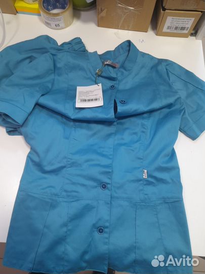 Новый мед костюм