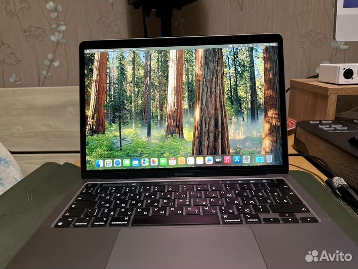 Apple macbook pro 13 2020 m1 16gb 256gb