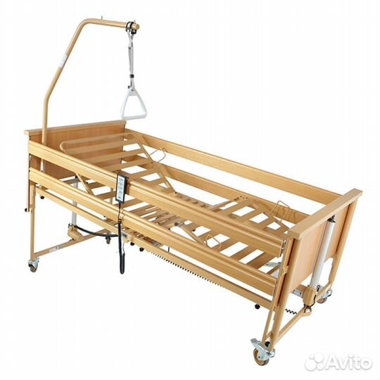 Медицинская кровать для лежачих больных