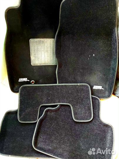 Автомобильные коврики ворсовые