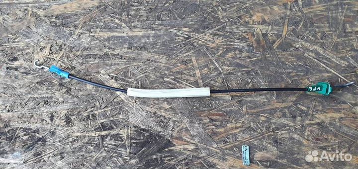 Трос открывания передней двери Opel Zafira B 2005