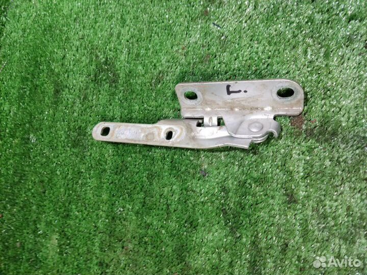 Петля капота левая Renault Logan