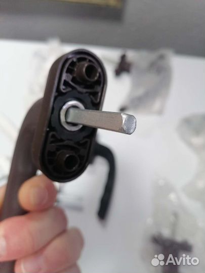 Ручки для окон пвх